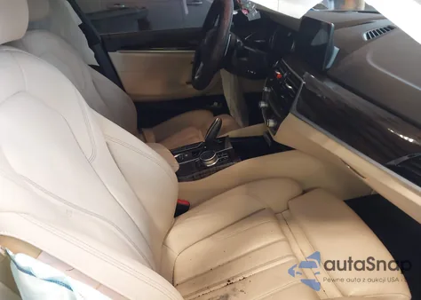 2018 BMW 530I xDrive z USA, uszkodzony, nr VIN WBAJA7C57JWC75543